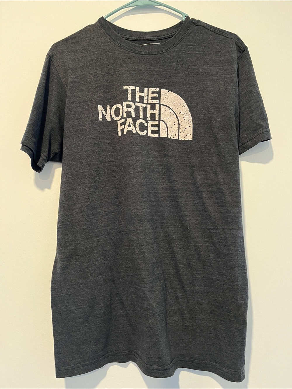 The North Face Men’s Dark Gray Logo Short Sleeve Tee